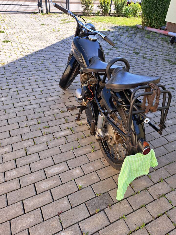 Bild 6/7 von MZ DUMMY (1959)