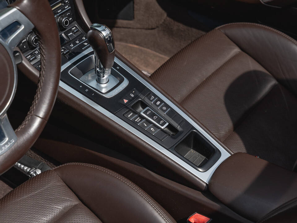 Image 15/28 de Porsche 911 Carrera S (2012)