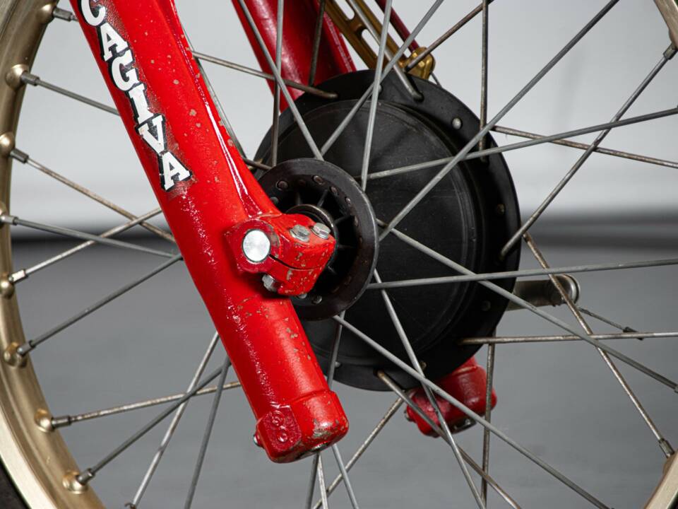 Bild 33/50 von Cagiva RX 250 (1980)