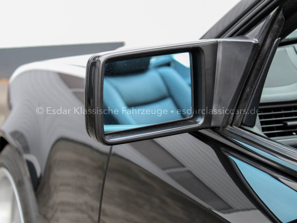 Image 31/33 of Mercedes-Benz E 200 (1994)
