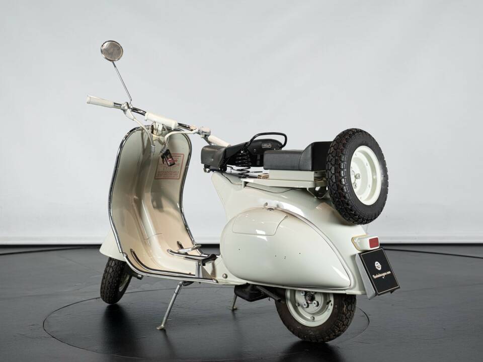 Image 8/33 of Piaggio DUMMY (1956)