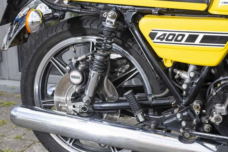 Immagine 26/33 di Yamaha RD 400 (1977)
