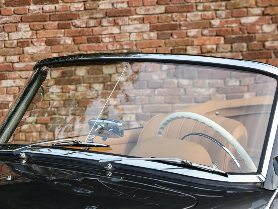 Bild 25/50 von Mercedes-Benz 190 SL (1961)