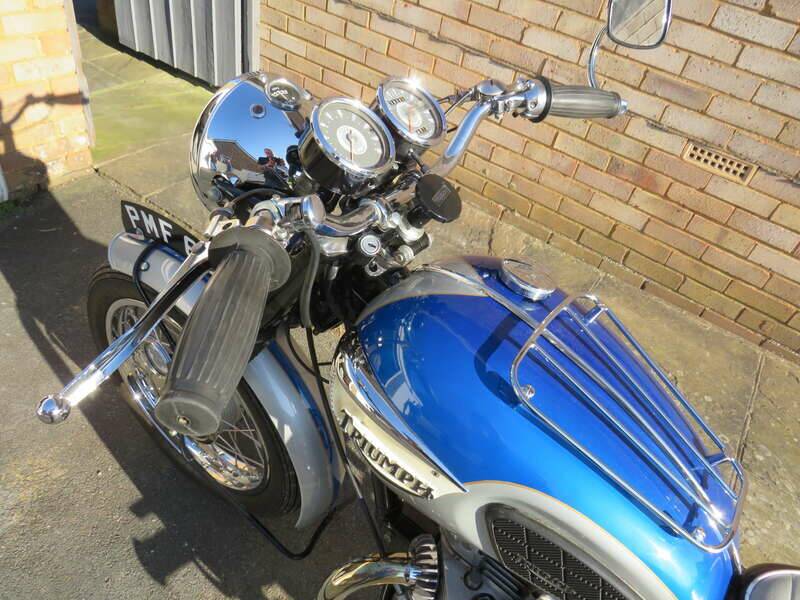 Image 9/43 of Triumph Tiger 90 (1968)