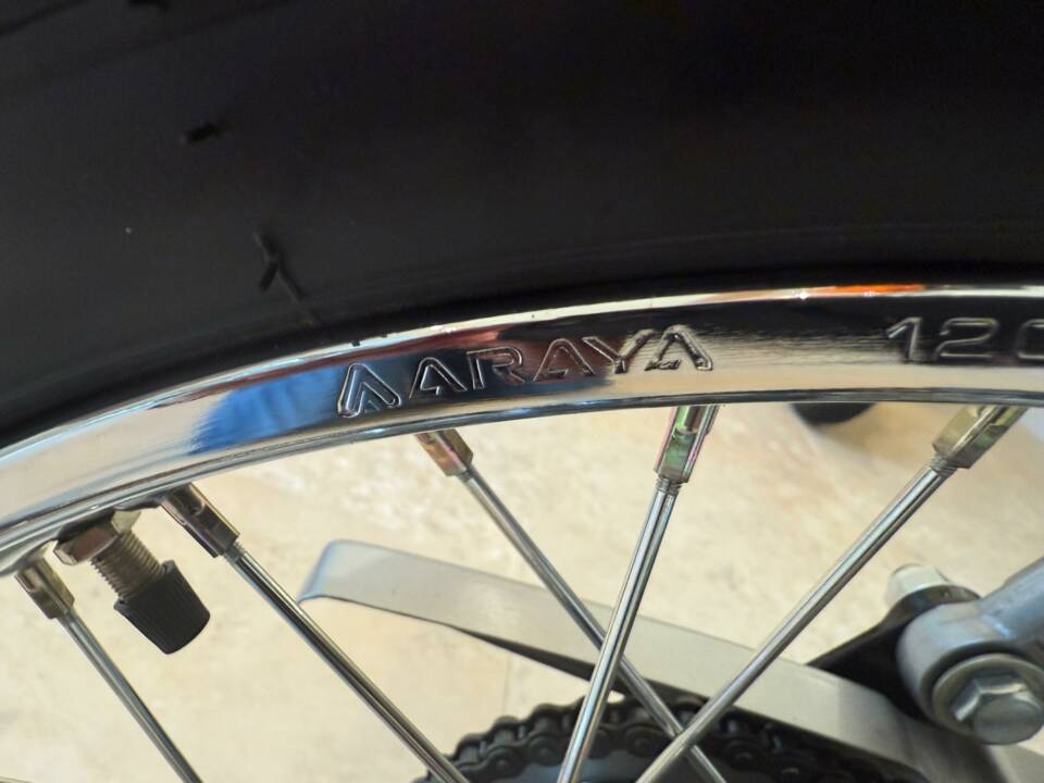 Bild 26/38 von Yamaha DUMMY (1974)