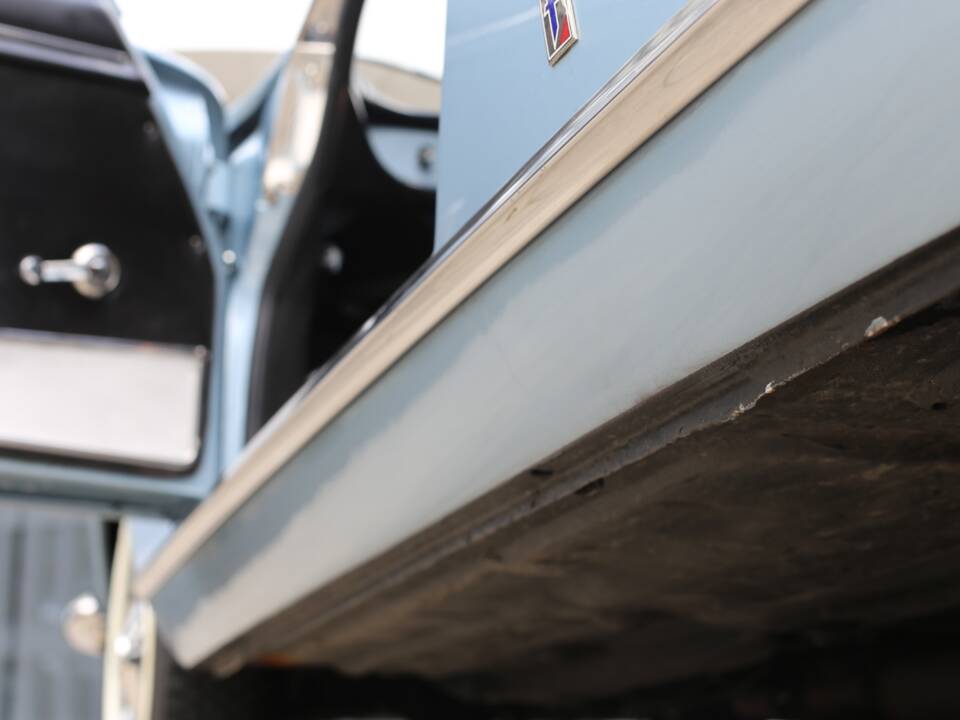 Image 37/56 of Peugeot 404 Coupé (1968)