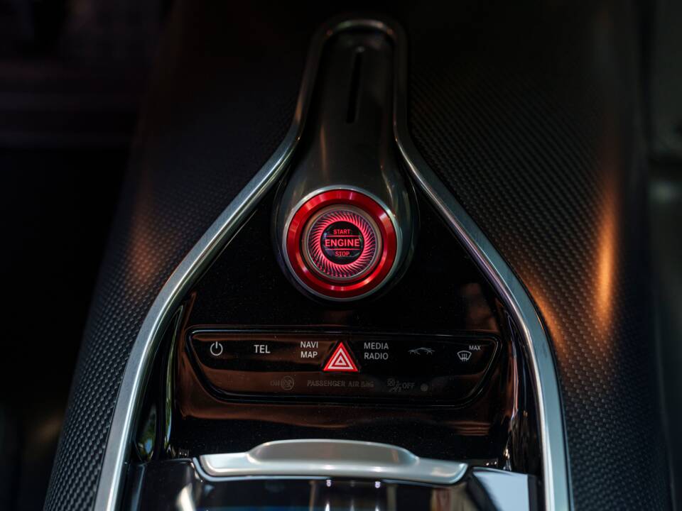 Image 19/23 of Mercedes-AMG One (2025)