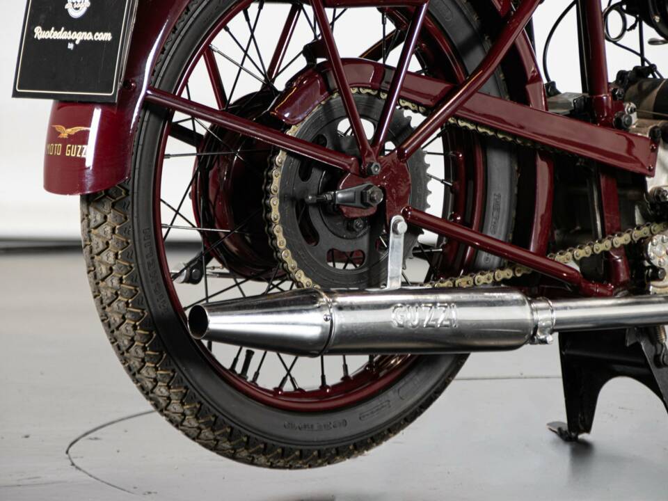 Bild 43/50 von Moto Guzzi DUMMY (1937)
