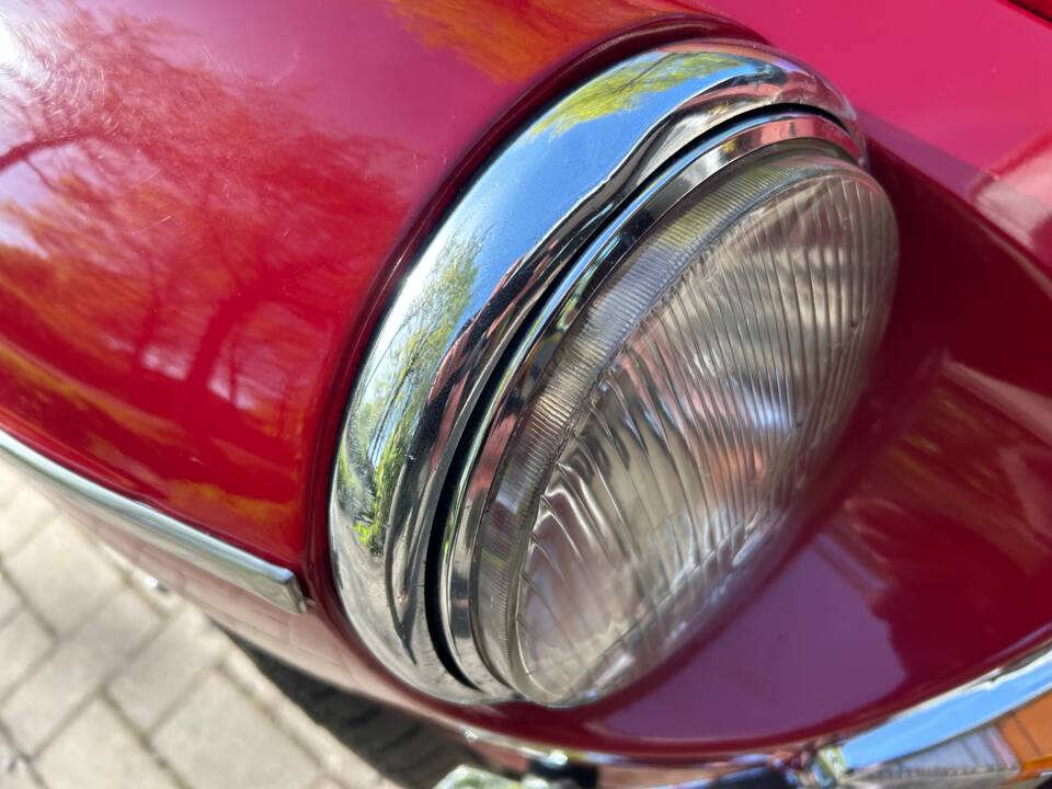 Bild 27/45 von MG MGB V8 (1978)