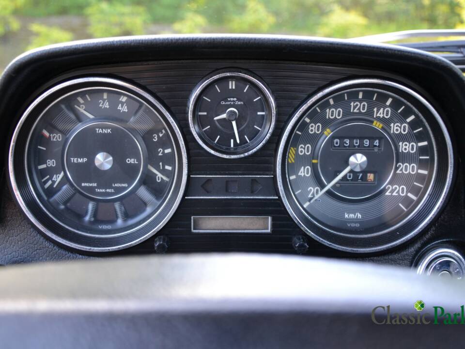 Bild 29/50 von Mercedes-Benz 230/6 (1973)