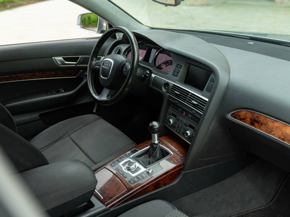 Bild 25/50 von Audi A6 2.7 T allroad quattro (2006)