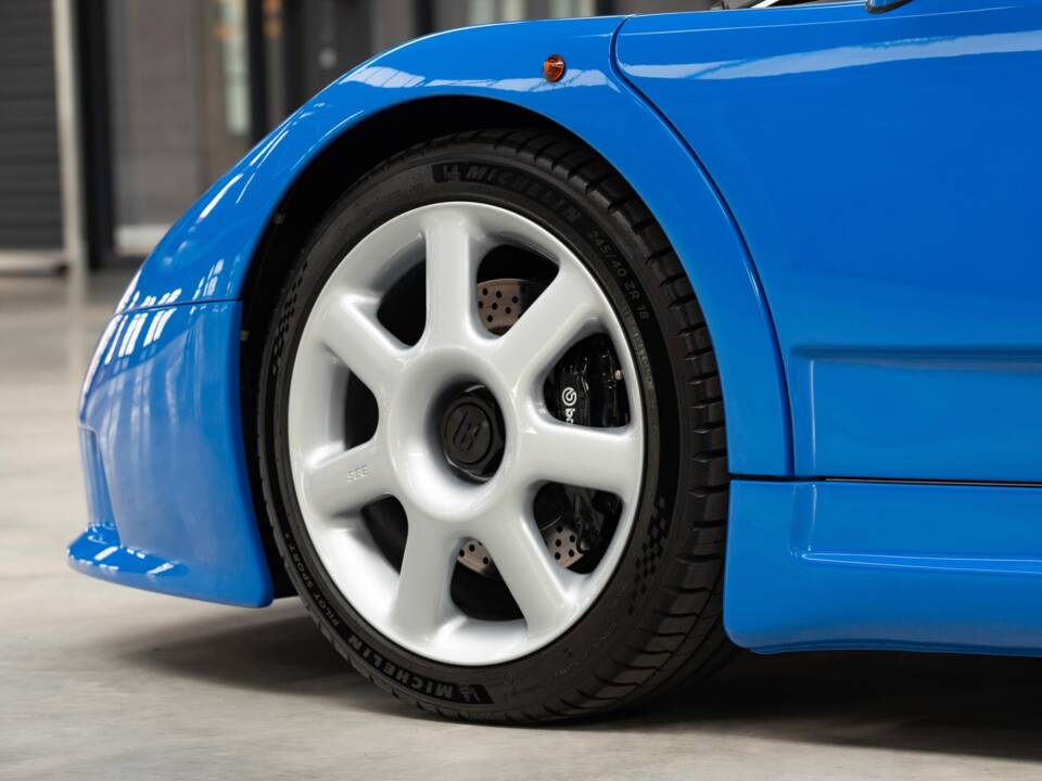 Bild 3/11 von Bugatti EB 110 GT (1994)