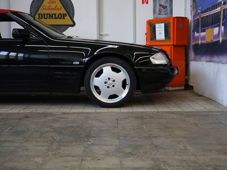 Imagen 40/41 de Mercedes-Benz SL 500 (1997)