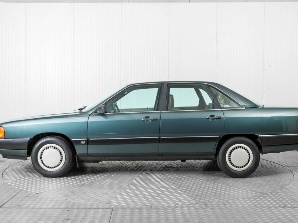 Image 9/41 of Audi 100 - 2.0 TD (1986)