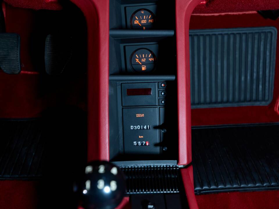 Image 50/56 of Ferrari Testarossa (1987)