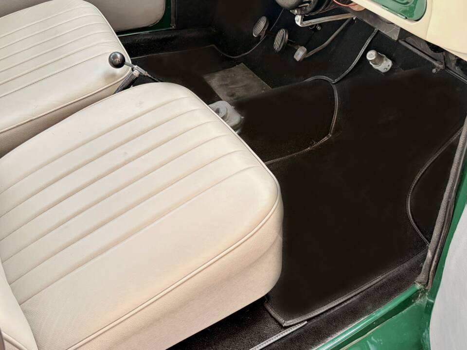 Bild 11/16 von Morris Minor 1000 (1957)