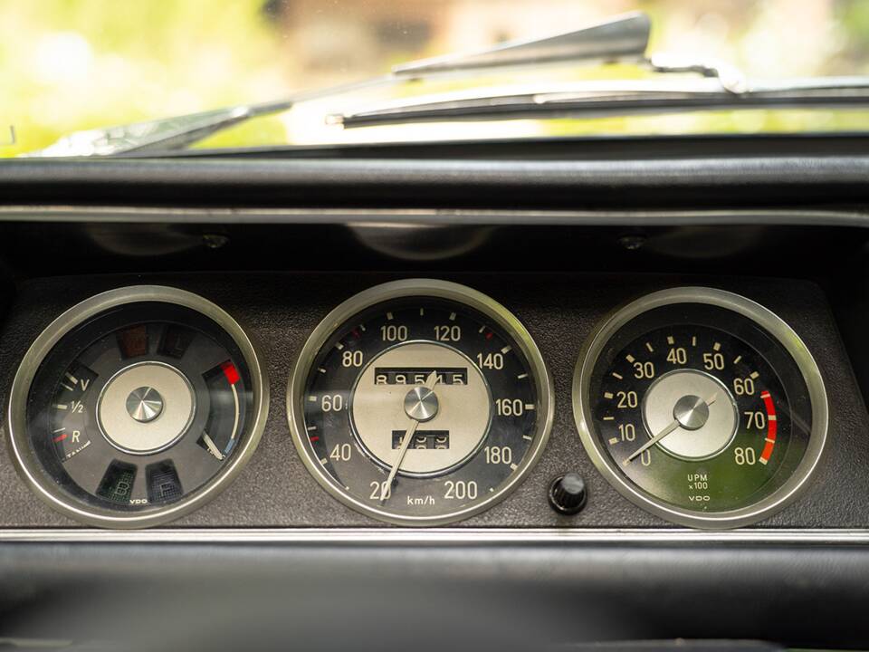 Immagine 52/76 di BMW 2000 (1971)