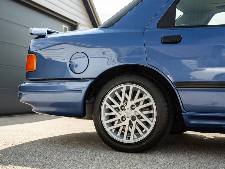 Image 28/30 of Ford Sierra RS Cosworth (1988)