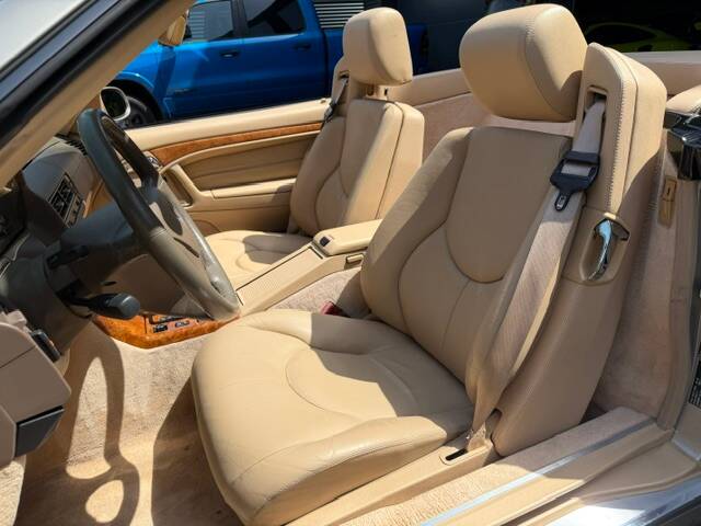 Image 11/23 of Mercedes-Benz SL 500 (1998)