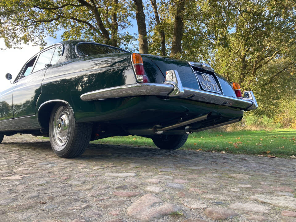 Image 28/52 de Jaguar 420 G (1967)
