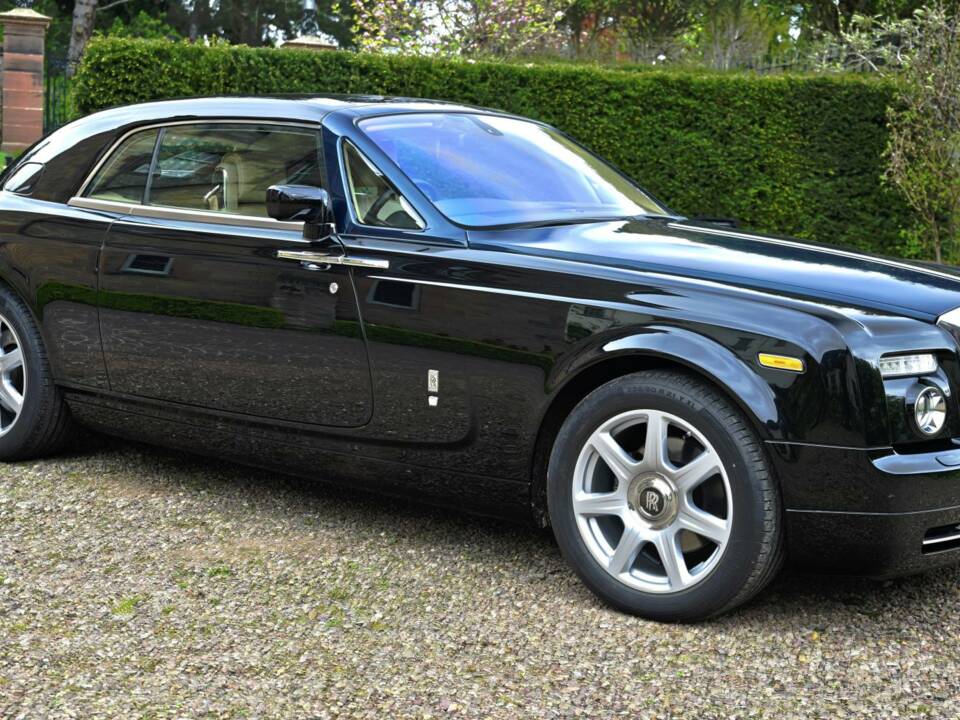 Immagine 1/50 di Rolls-Royce Phantom Coupé (2010)