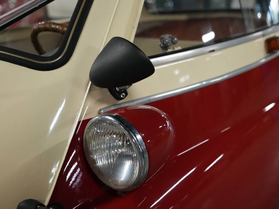Immagine 13/20 di BMW Isetta 250 (1955)