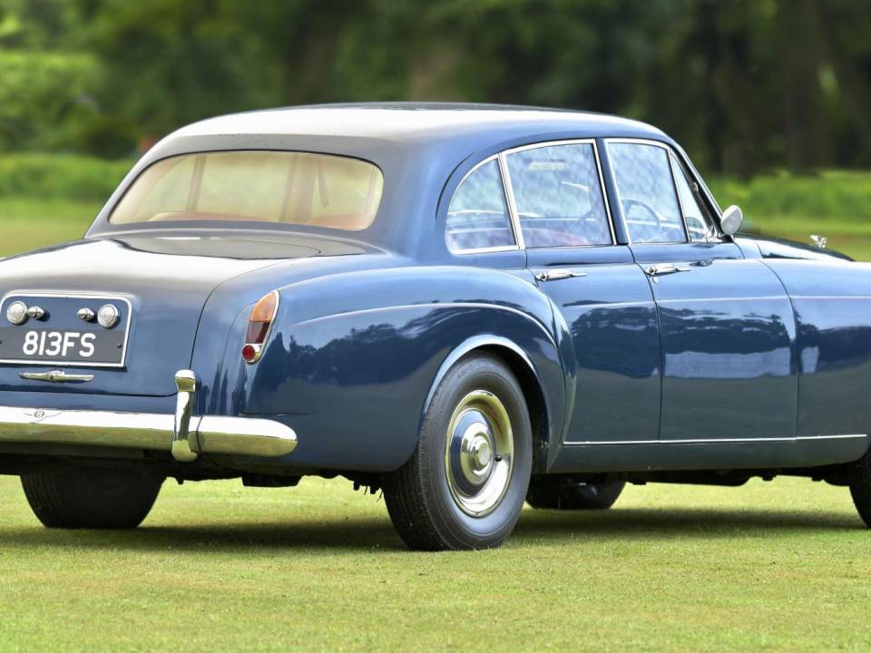 Immagine 15/50 di Bentley S 2 Continental Flying Spur (1962)