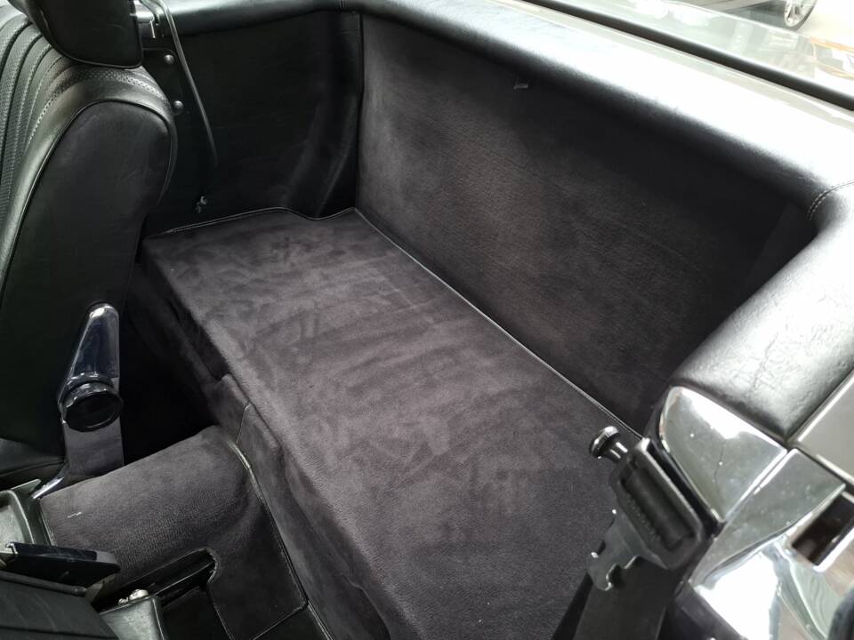Bild 12/18 von Mercedes-Benz 280 SL (1981)