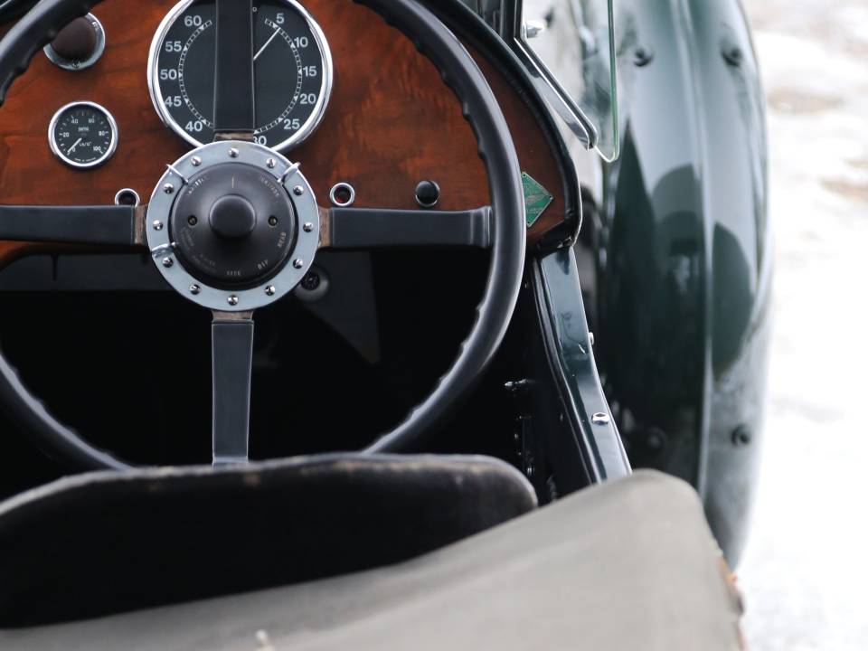 Image 13/49 of Aston Martin Le Mans (1933)