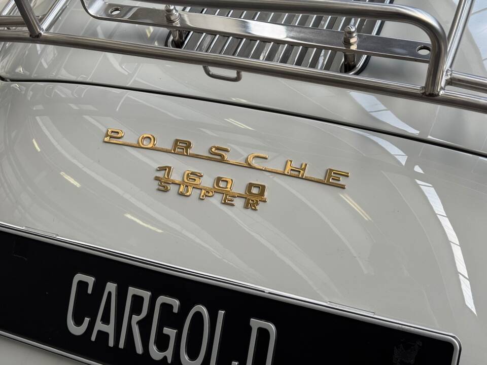 Afbeelding 13/31 van Porsche 356 B 1600 Super (1961)