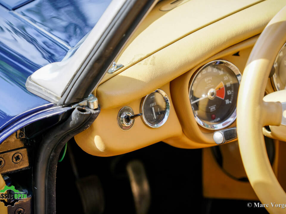 Imagen 32/45 de MG MGB (1969)