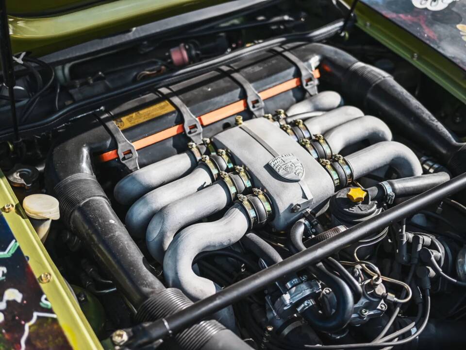 Image 23/25 of Porsche 928 (1978)