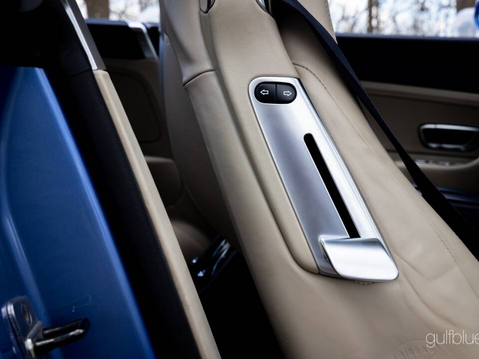 Image 42/75 of Bentley Continental GT (2004)