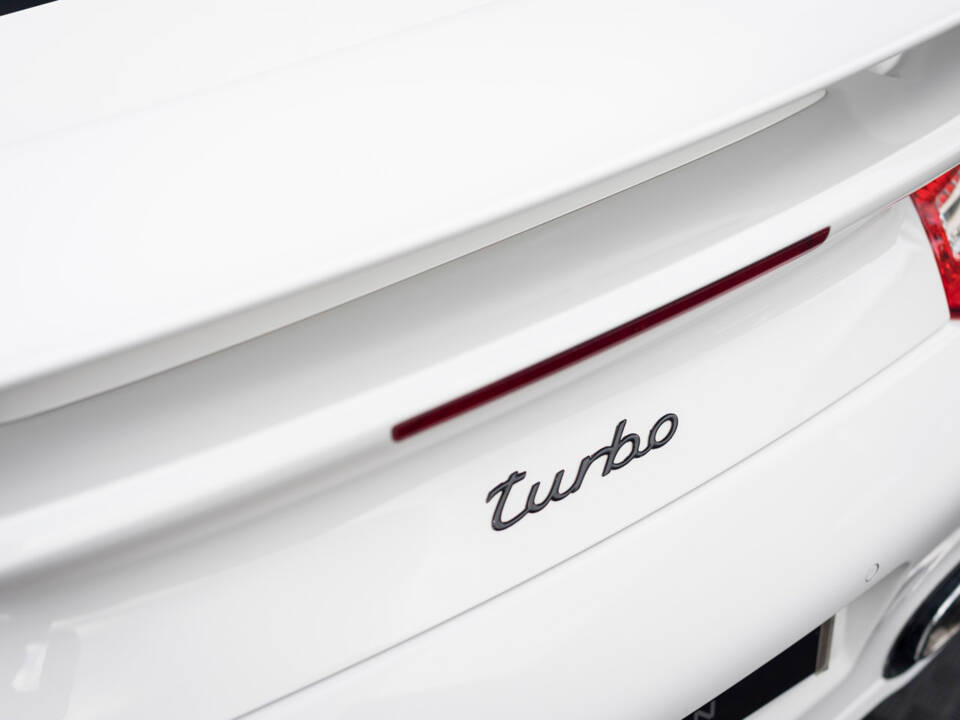Image 19/27 of Porsche 911 Turbo (2010)