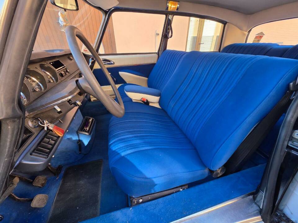 Bild 4/50 von Citroën DS 20 (1971)