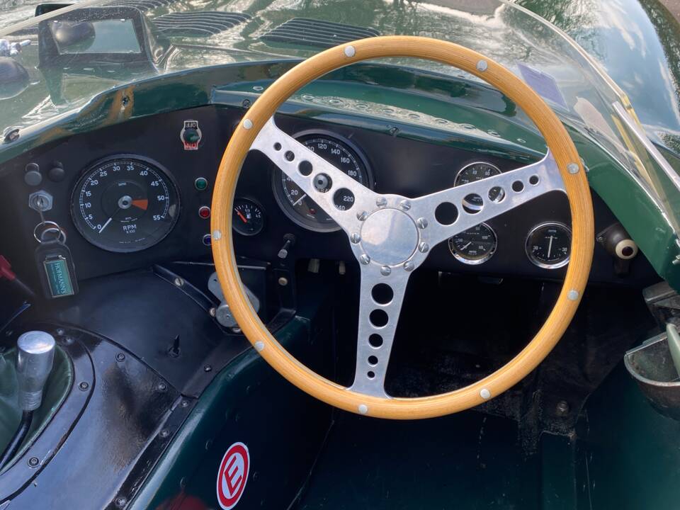 Imagen 5/27 de Jaguar D-Type (1958)
