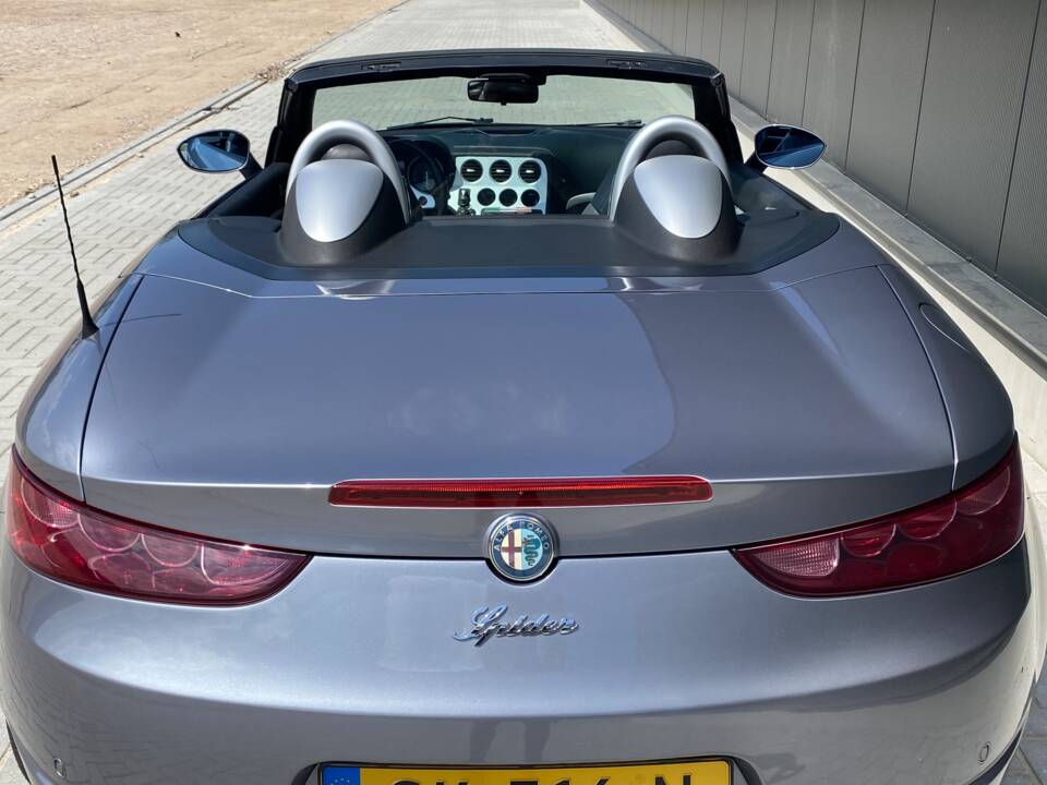 Image 5/6 of Alfa Romeo Spider 3.2 V6 Q4 (2006)