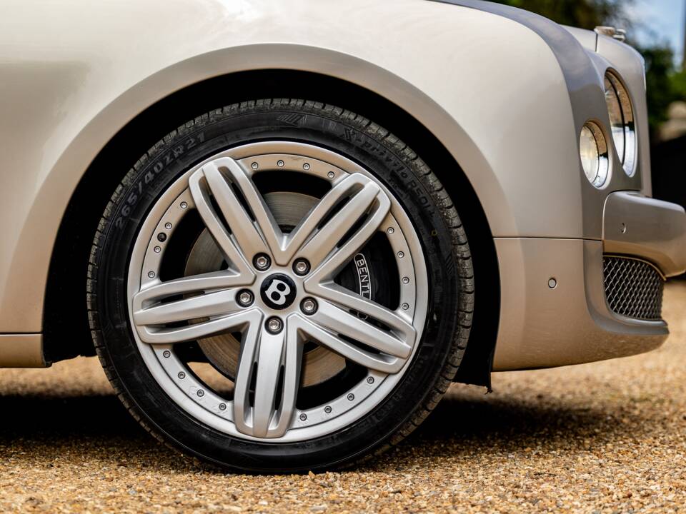 Bild 29/50 von Bentley Mulsanne (2011)