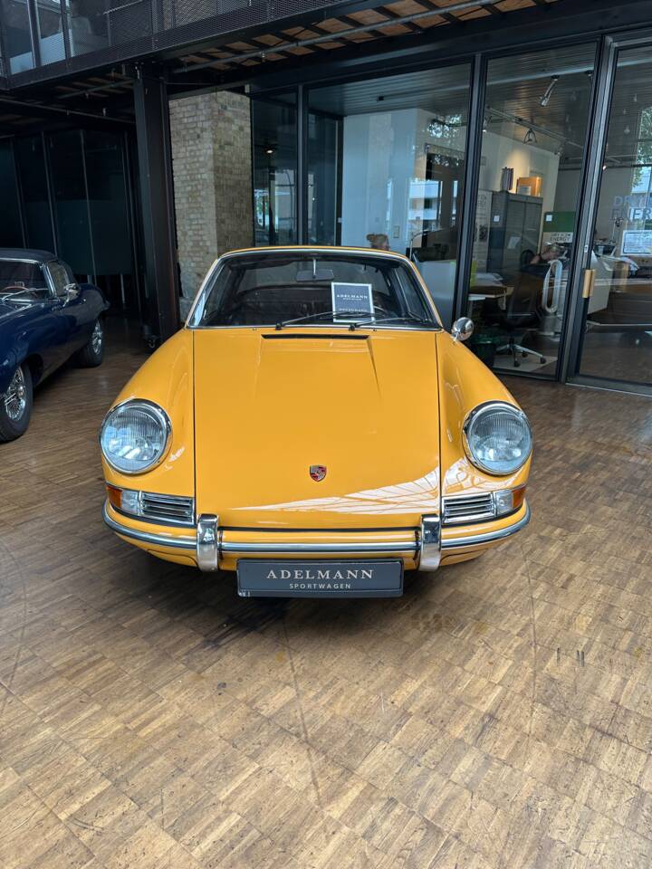 Image 11/25 of Porsche 912 (1967)
