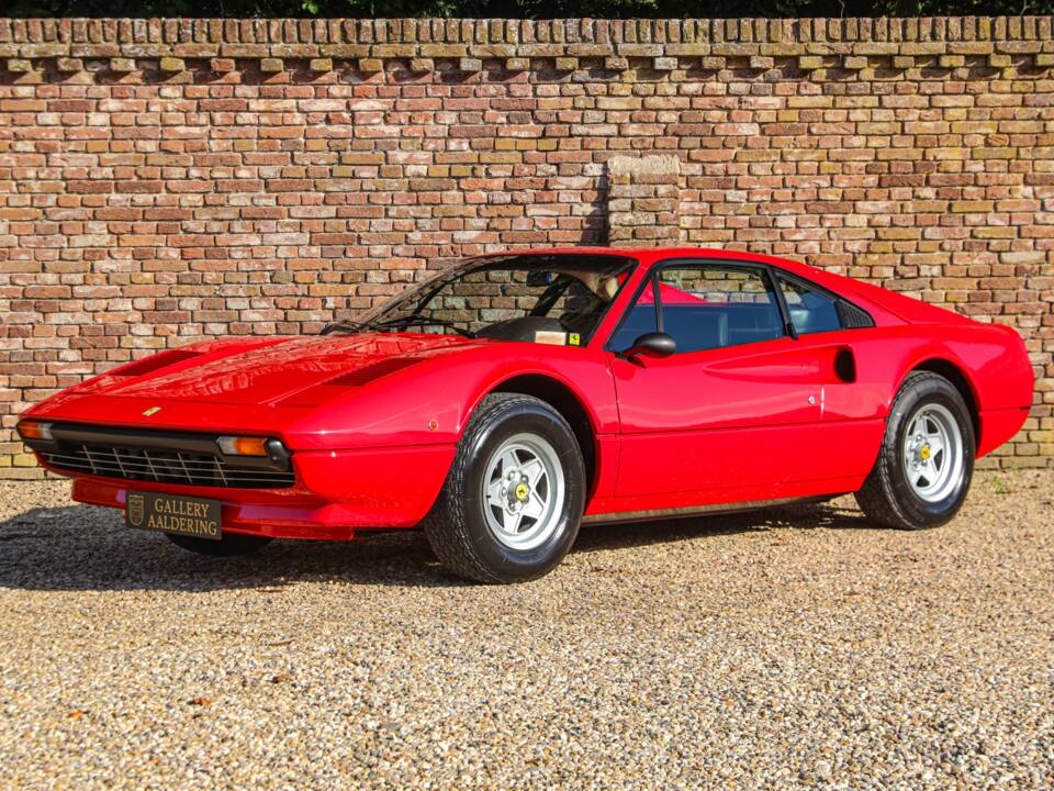 Image 14/50 de Ferrari 308 GTB (1977)