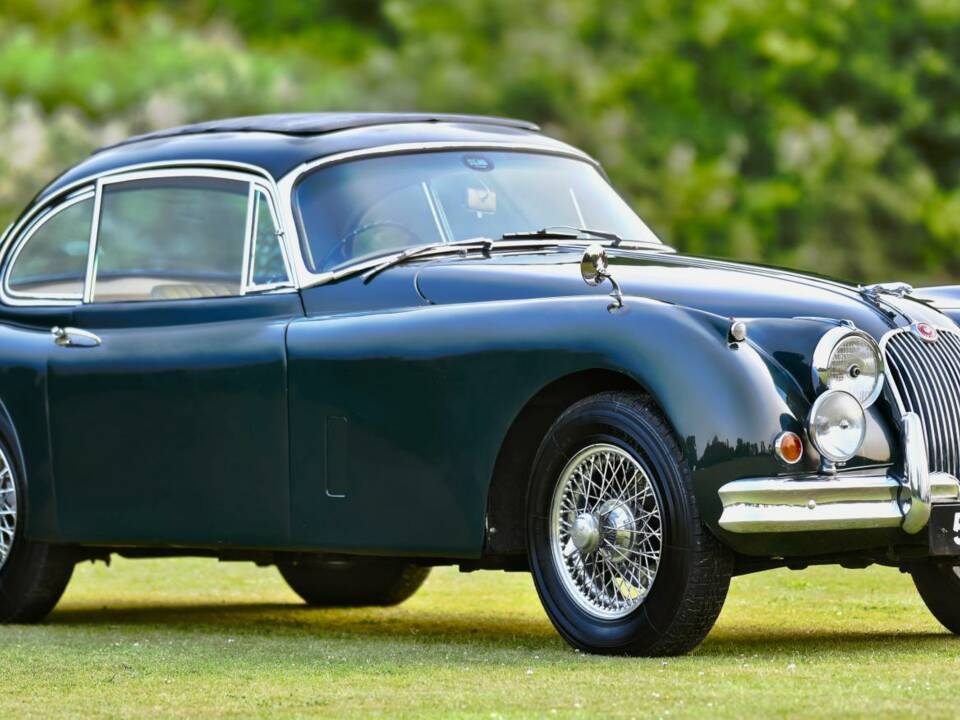 Image 5/50 of Jaguar XK 150 FHC (1960)