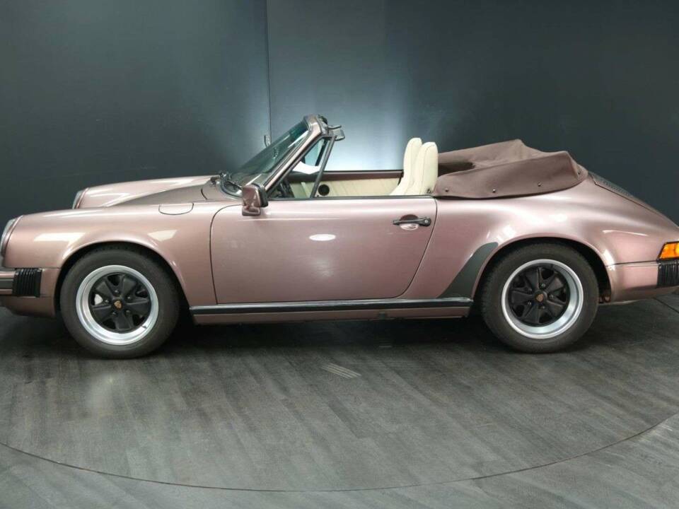 Immagine 3/30 di Porsche 911 Carrera 3.2 (1988)