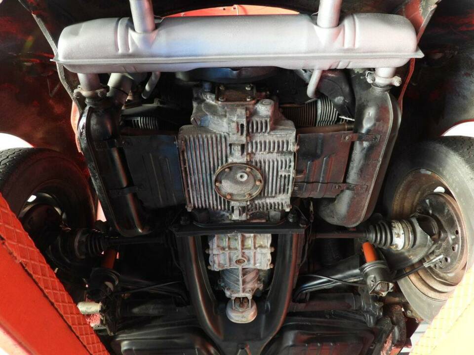 Image 14/15 of Volkswagen Escarabajo 1303 (1973)