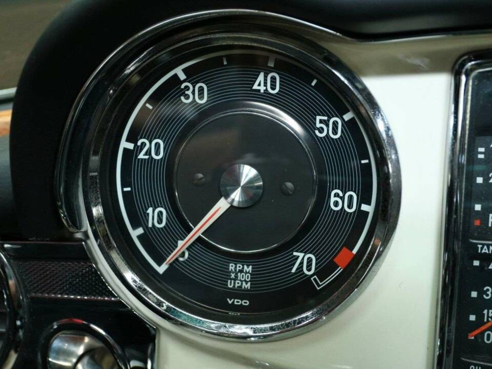 Bild 17/50 von Mercedes-Benz 230 SL (1967)