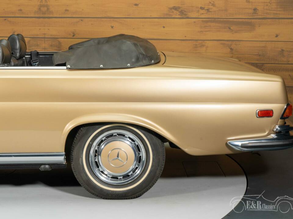 Imagen 7/8 de Mercedes-Benz 280 SE (1971)