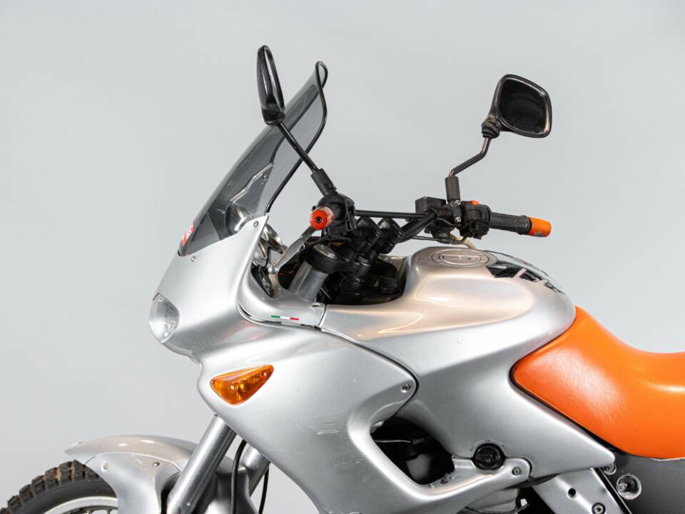Bild 25/50 von Aprilia Pegaso 650 (1999)