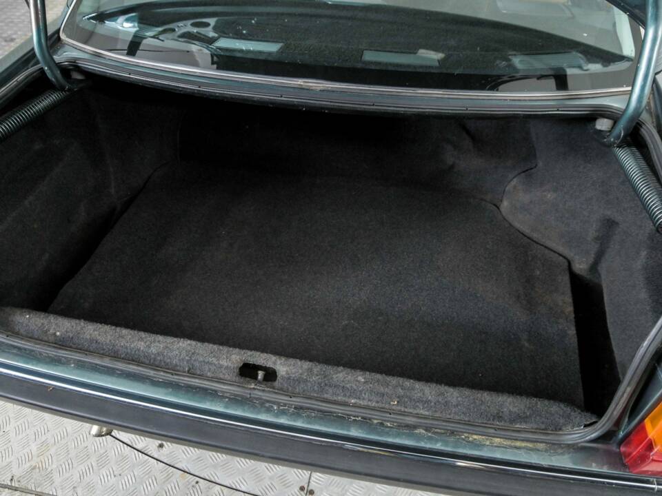 Image 37/41 of Audi 100 - 2.0 TD (1986)