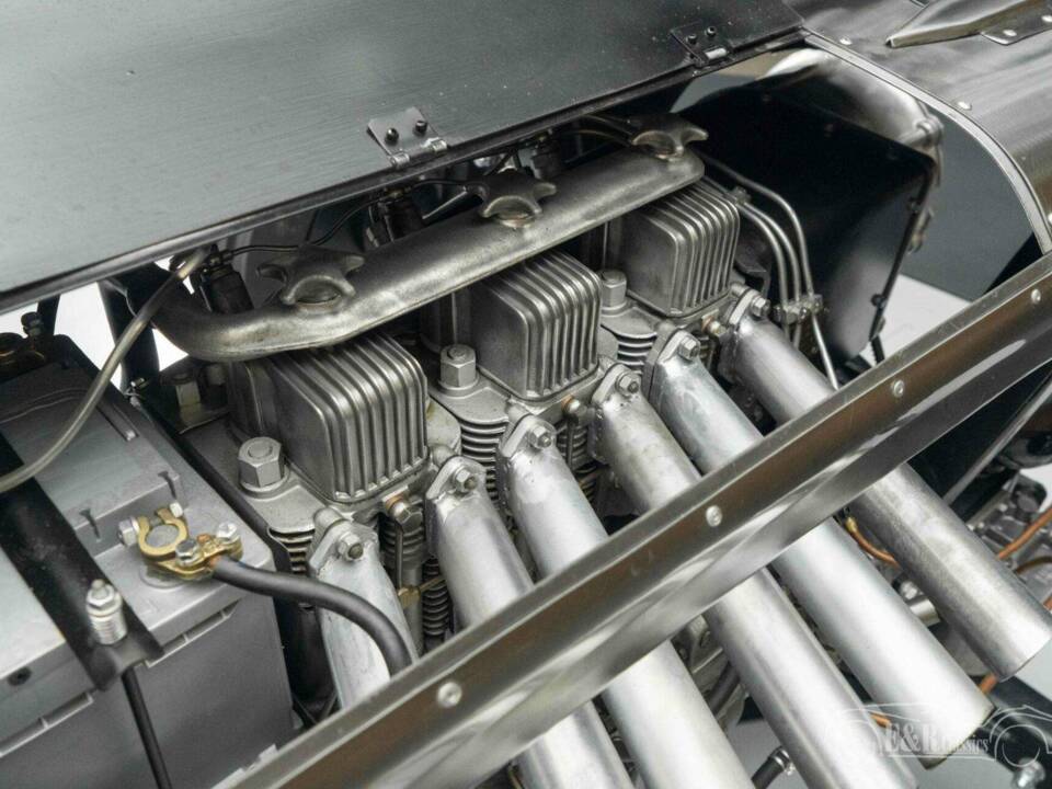 Bild 5/19 von Lamborghini Centenario (1962)