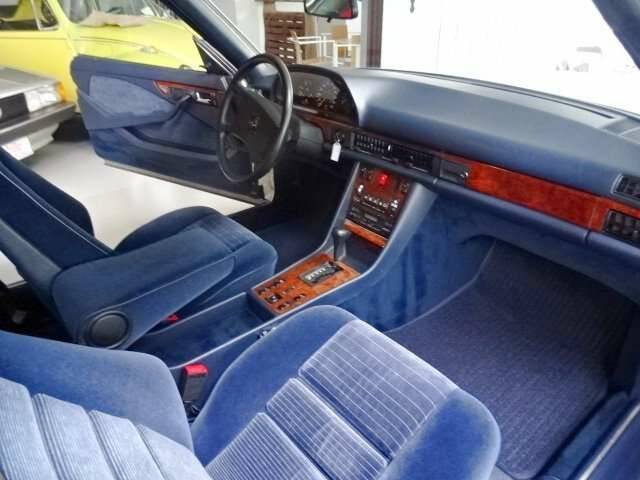 Image 15/36 de Mercedes-Benz 500 SEC (1984)