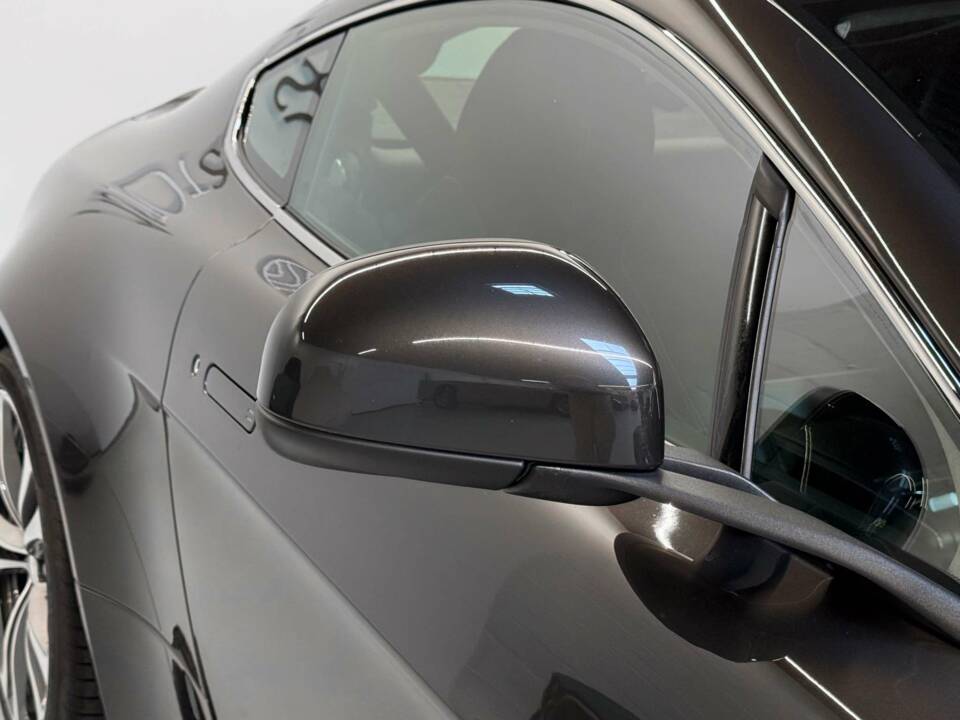 Bild 12/26 von Aston Martin V12 Vantage (2013)